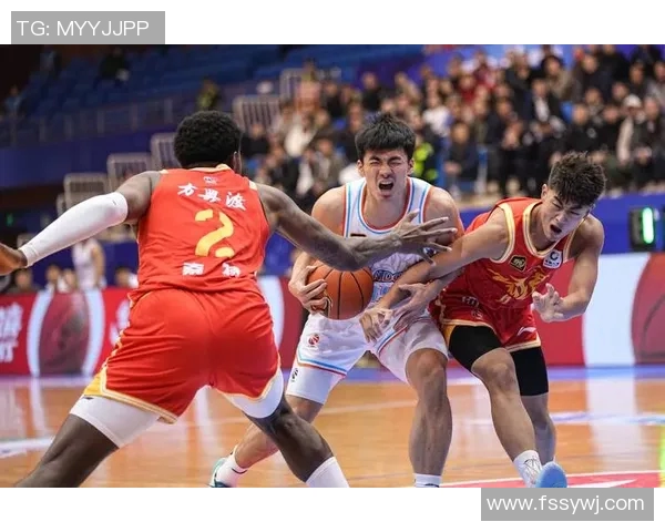 杭州篮球队强势领跑联赛积分榜以53分领先其他队伍展现出色竞技状态 杭州篮球队强势领跑联赛积分榜以53分领先其他队伍展现出色竞技状态